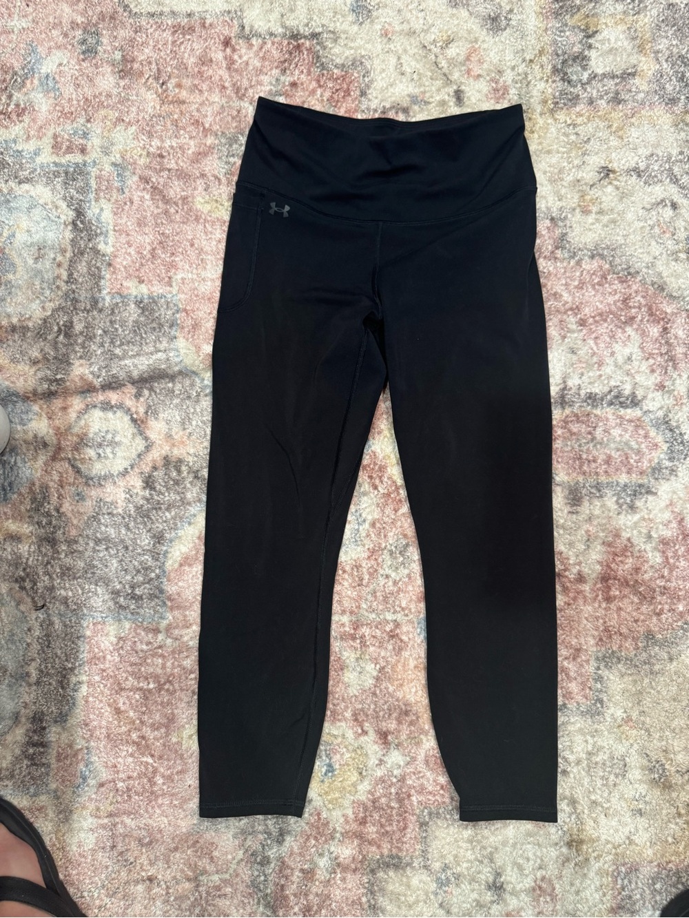 Under Armour Black Fitted High-Rise 7/8 Leggings with Pocket